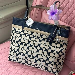 Coach Blue and Beige Signature Tote shoulder bag Classic monogram